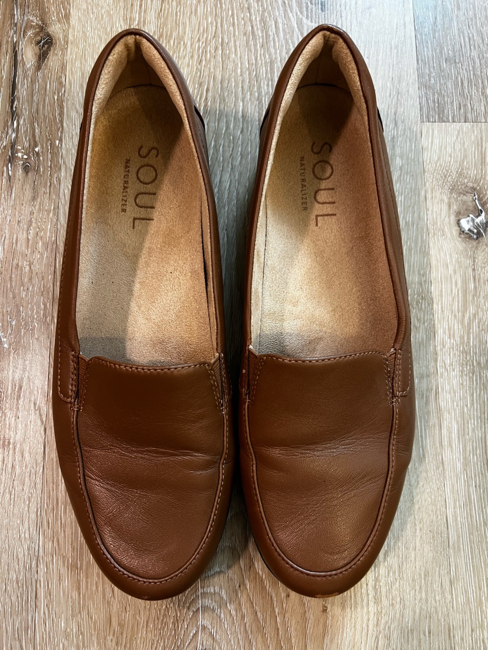 SOUL Naturalizer Brown Leather Womens Slip-On Loafers
